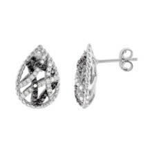 Boucles d&#39;oreilles en argent sterling noir et blanc en forme de coeur CZ 925